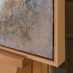 Handgemaltes Landschaftsgemälde „Goldenes Tal" – Bergtal in Gold & Beige, 50x70 cm mit Rahmen