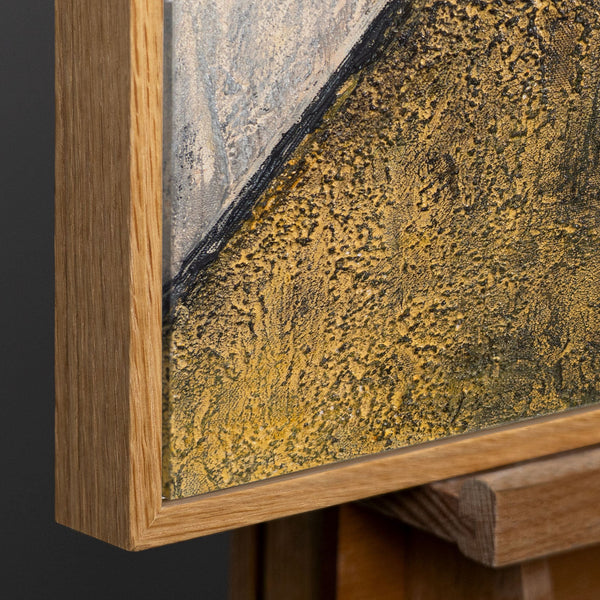 Natürlicher Holzrahmen mit warmer 
Maserung und modernem Design