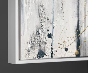 Abstraktes Leinwandbild mit Rahmen „Energie der Linien“ – monochrome Kunst mit Gold