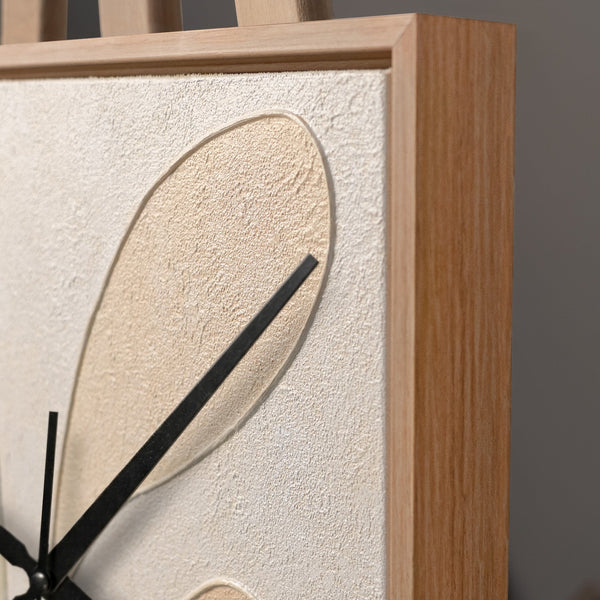 Handgemalte originelle Wanduhr mit floraler Abstraktion – 35×35 cm