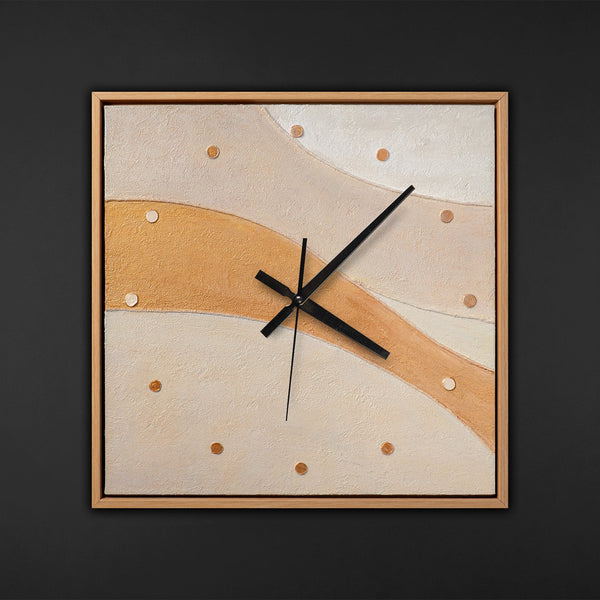 Handgemalte originelle Wanduhr mit floraler Abstraktion – 35×35 cm