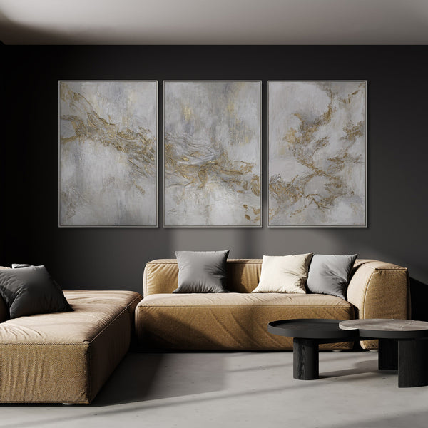 „Geschichte“ – abstraktes Triptychon in Beige und Gold