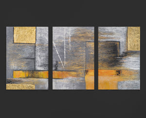 „Goldene Abstraktion“ – Modernes Triptychon mit plastischer Goldstruktur
