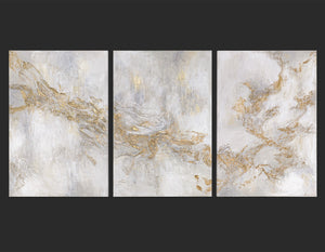 „Geschichte“ – abstraktes Triptychon in Beige und Gold